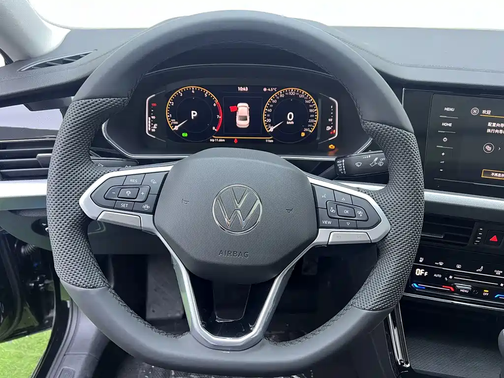 Volkswagen Passat — фото 11