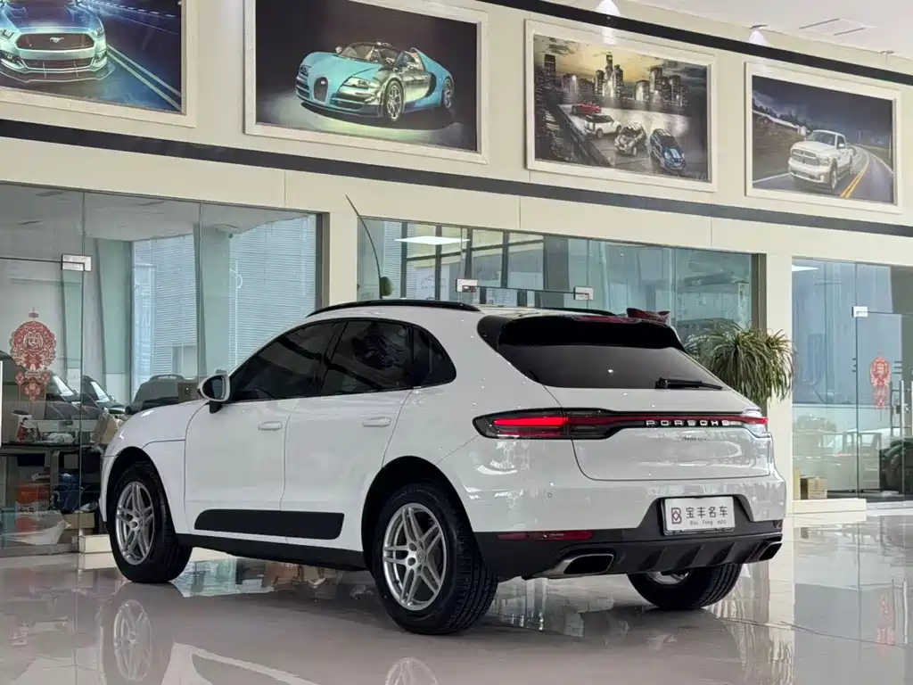 Porsche Macan 2020
