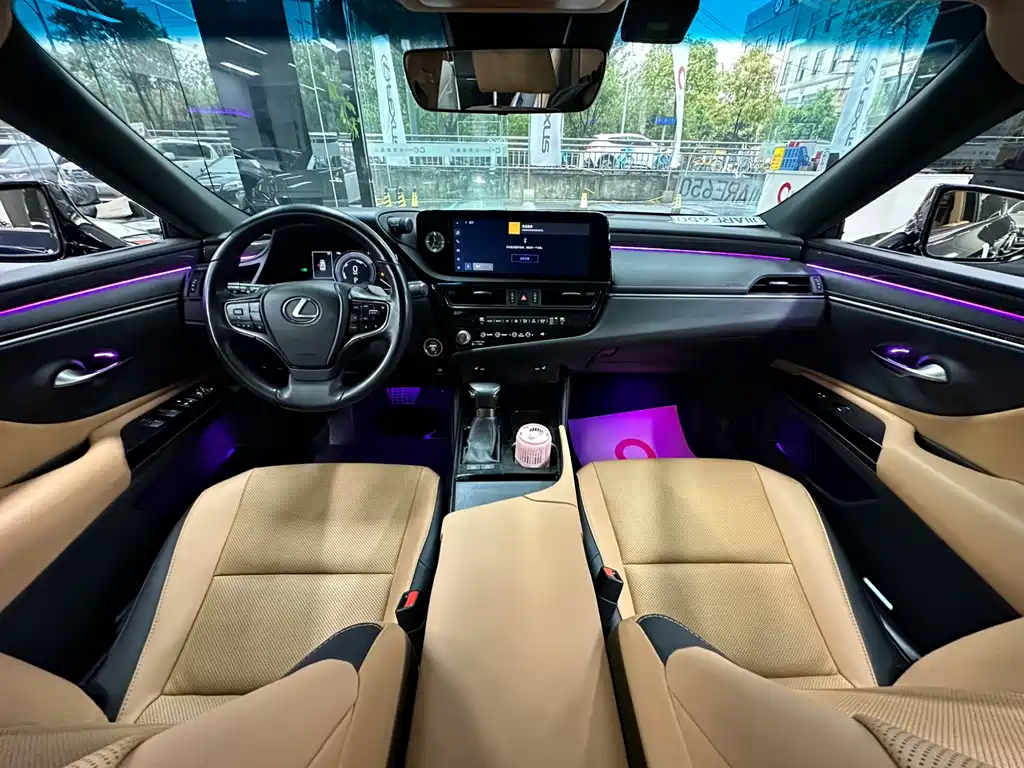 Lexus ES 2023 — фото 11