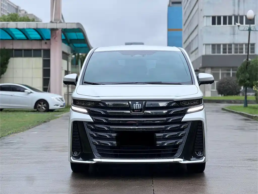 Toyota Vellfire 2025 — фото 2