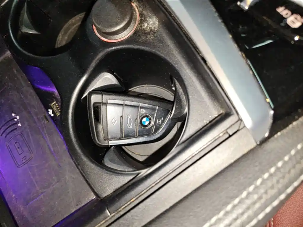 BMW 5 Series 2023 — фото 17