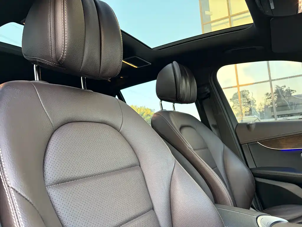 Mercedes-Benz GLC 2020 — фото 14