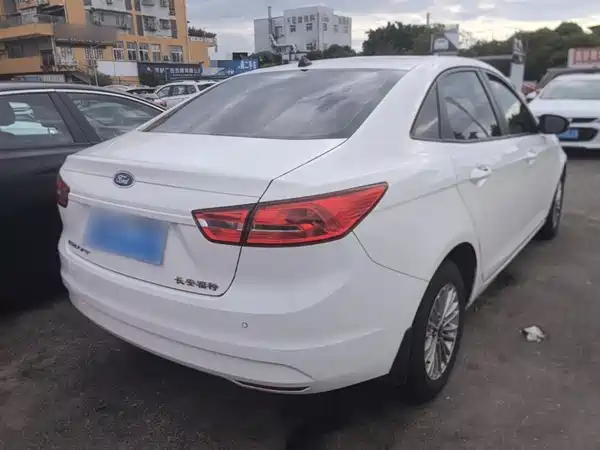 Ford Escort 2017