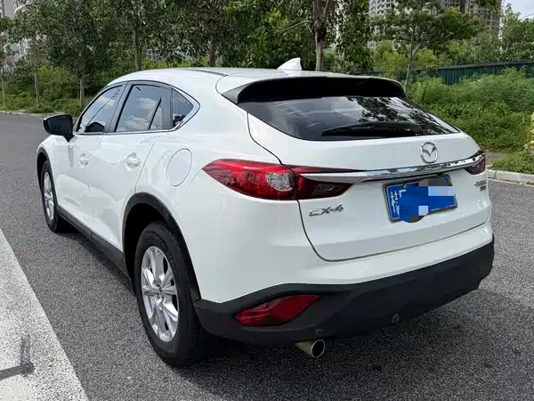 Mazda CX-4 2018