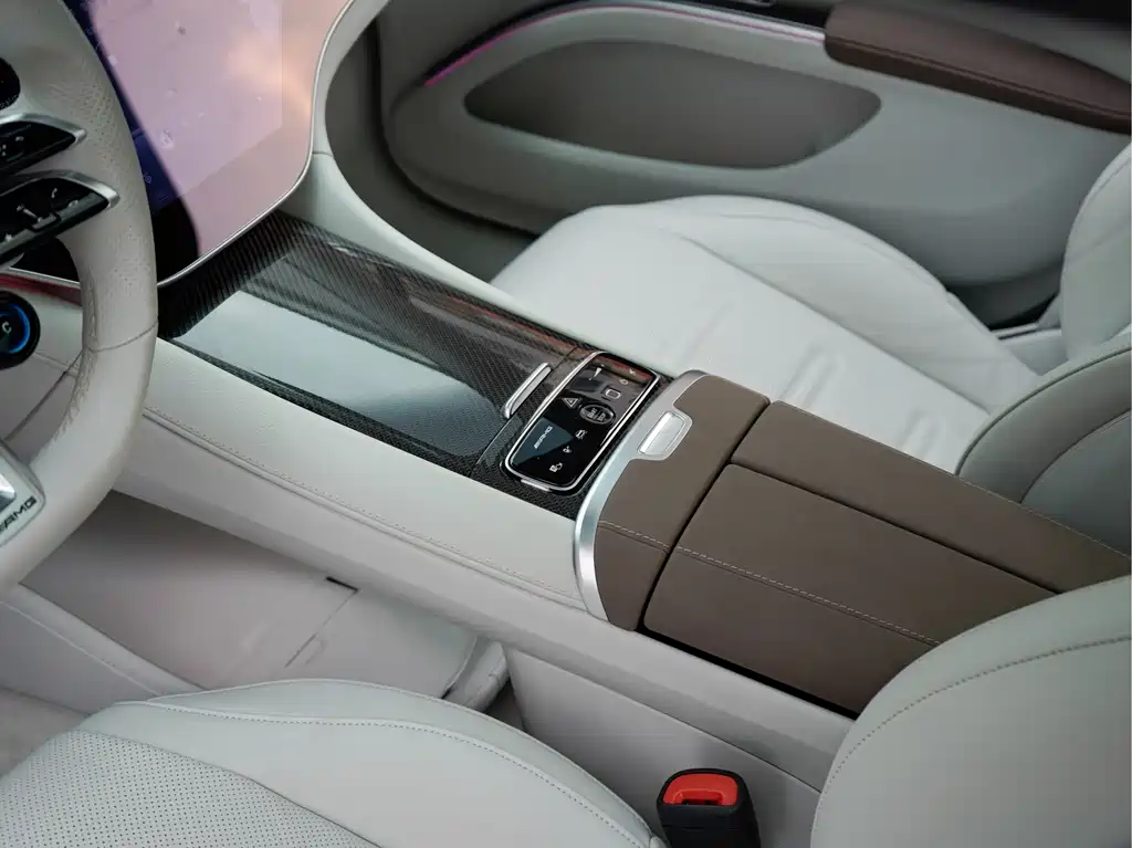 Mercedes-Benz EQS AMG 2023 — фото 14