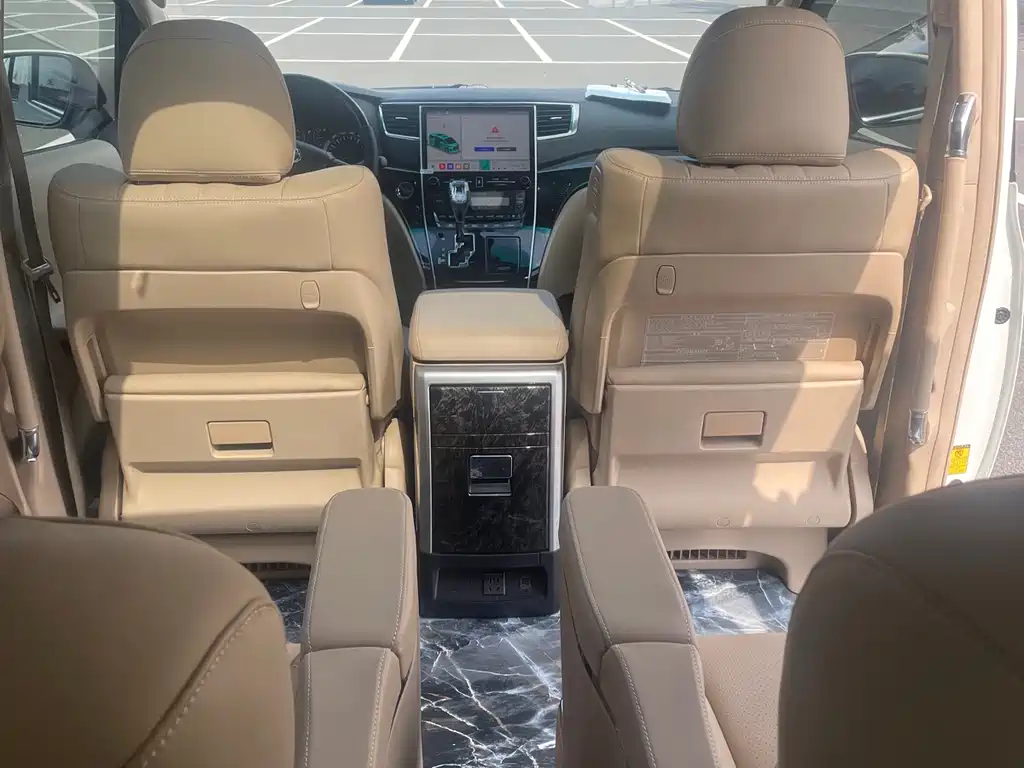 Toyota Alphard 2012 — фото 12