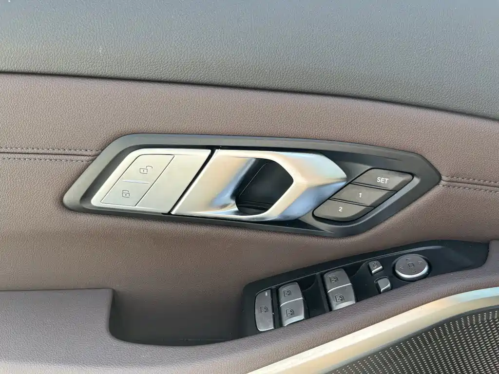 BMW 3 Series 2020 — фото 17