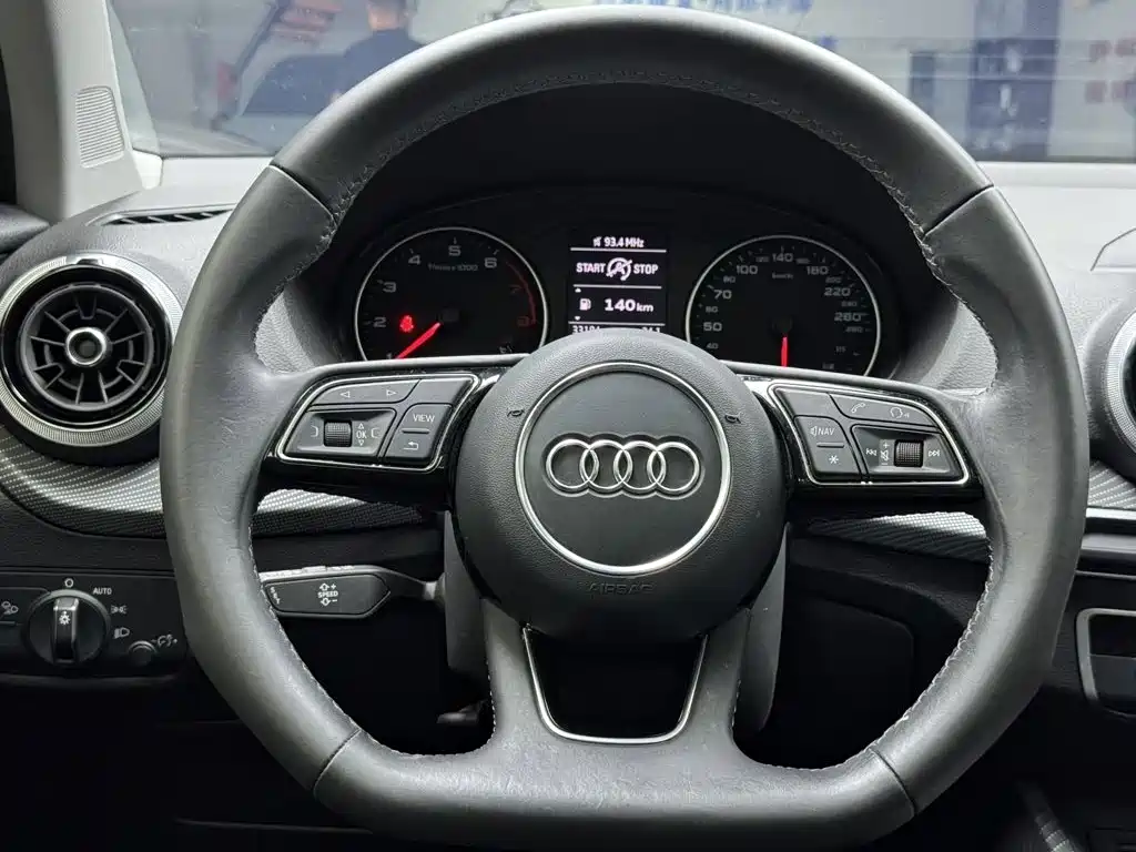 Audi Q2L 2022