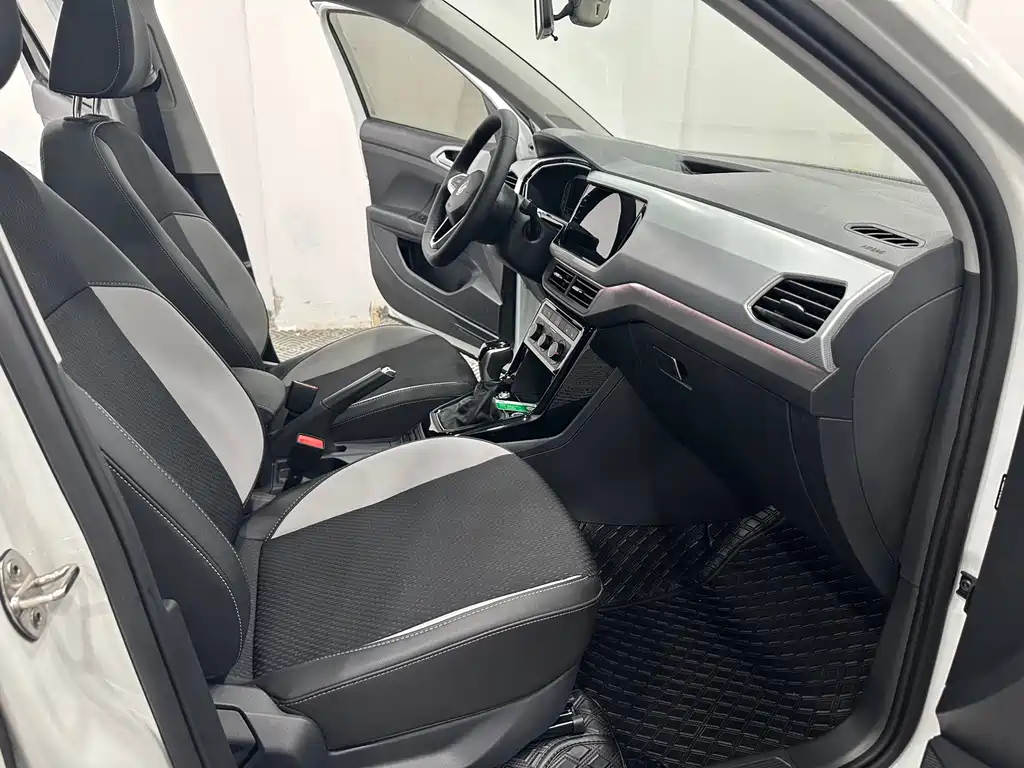 Volkswagen Tacqua 2023