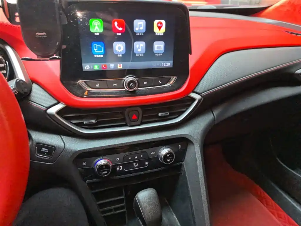 Chevrolet Volando 2019 — фото 13