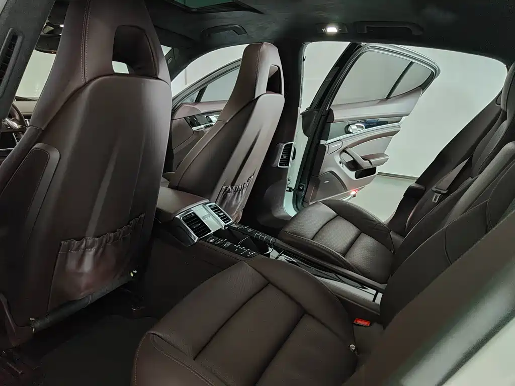 Porsche Panamera 2015 — фото 7