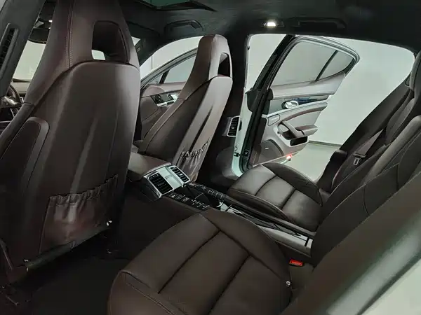 Porsche Panamera 2014