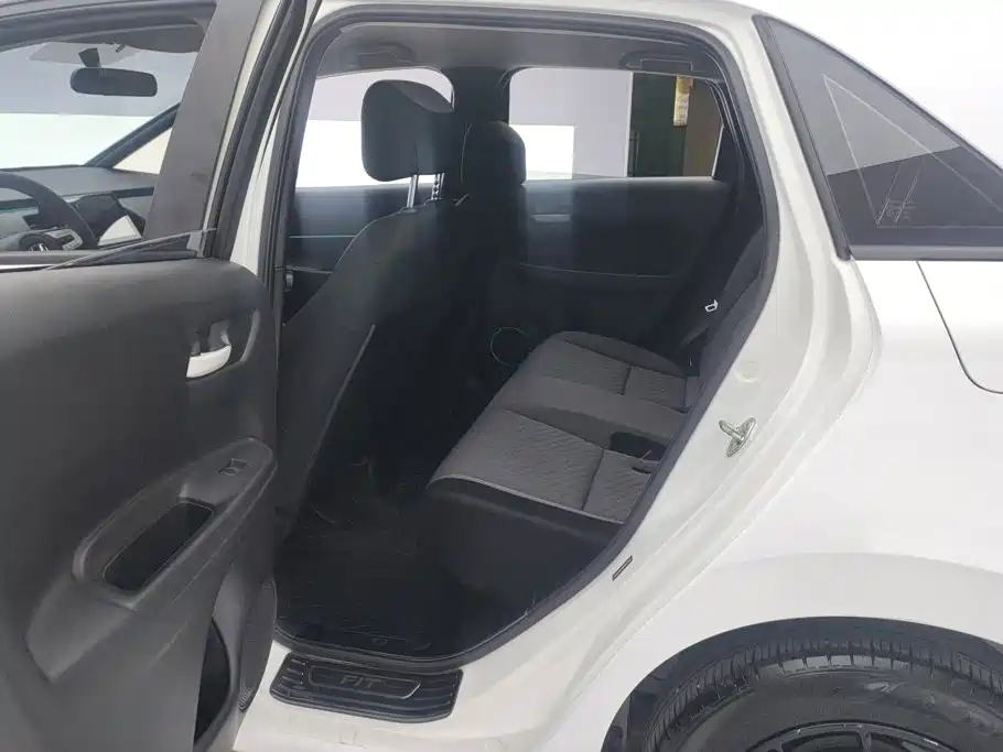 Honda Fit 2023 — фото 11
