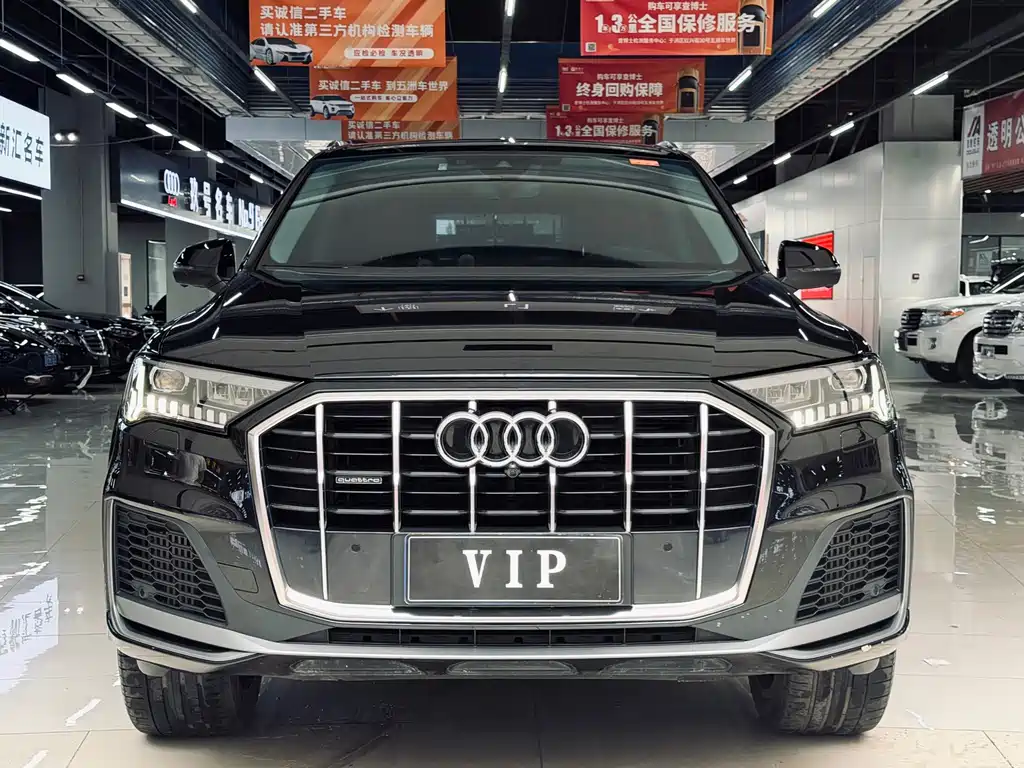 Audi Q7 2020 — фото 2