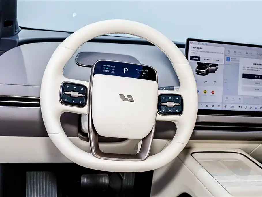 Li Auto i6 2025 — фото 10
