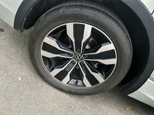 Volkswagen Tiguan L 2022 — фото 19