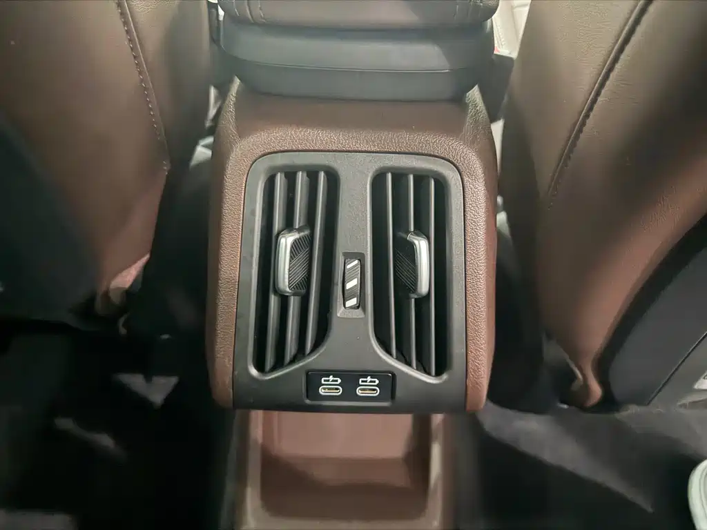 BMW X1 2023 — фото 18