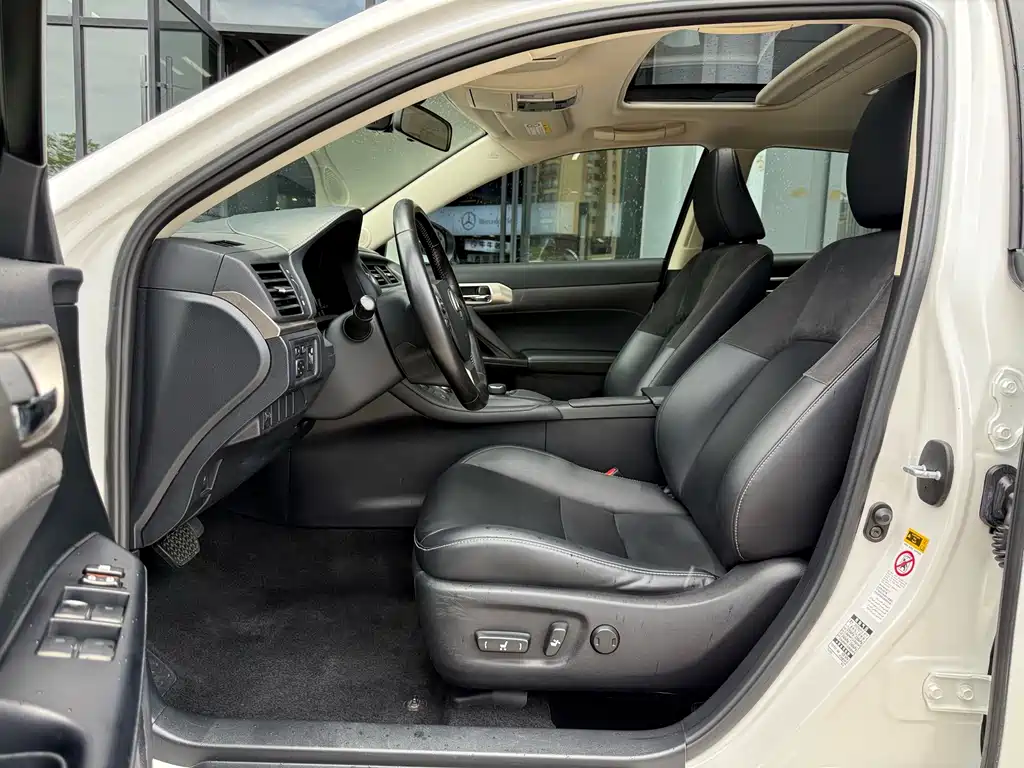 Lexus CT 2018