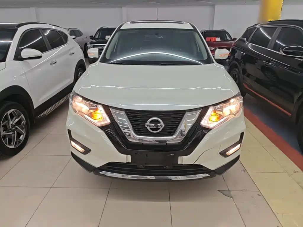 Nissan X-Trail 2018 — фото 3