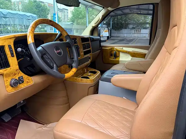 GMC SAVANA 2017