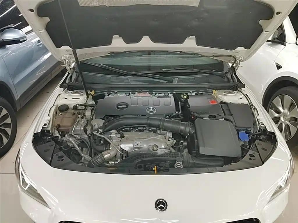 Mercedes-Benz CLA 2021 — фото 20