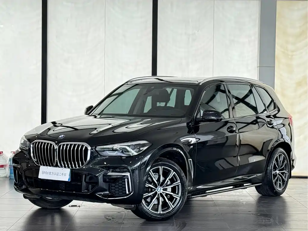 BMW X5 2023 — фото 1