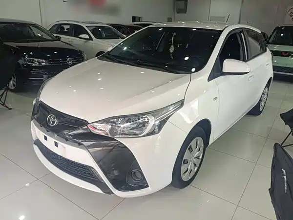 Toyota Yaris L 2019