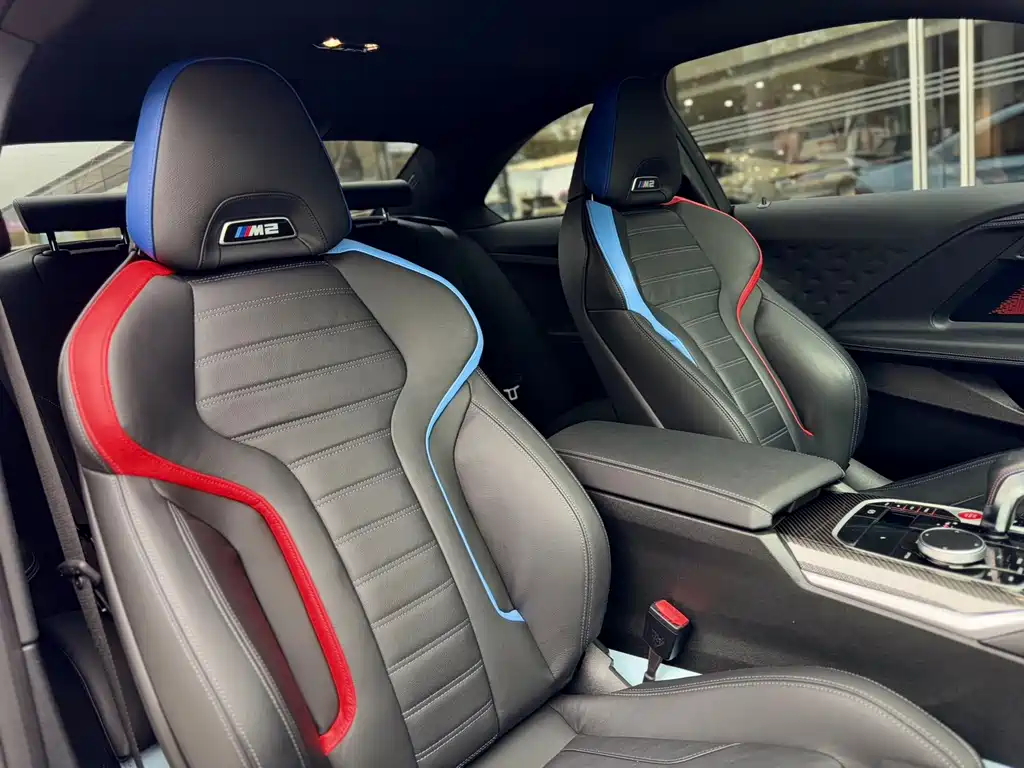 BMW M2 2024 — фото 15