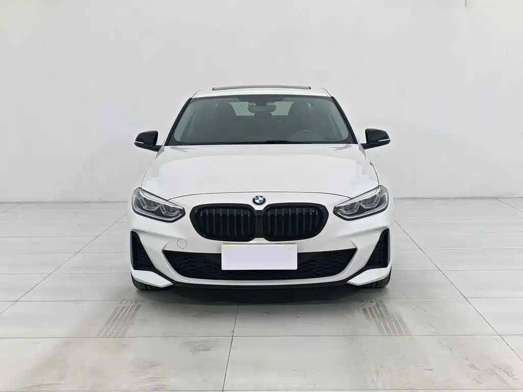 BMW 1 Series 2021