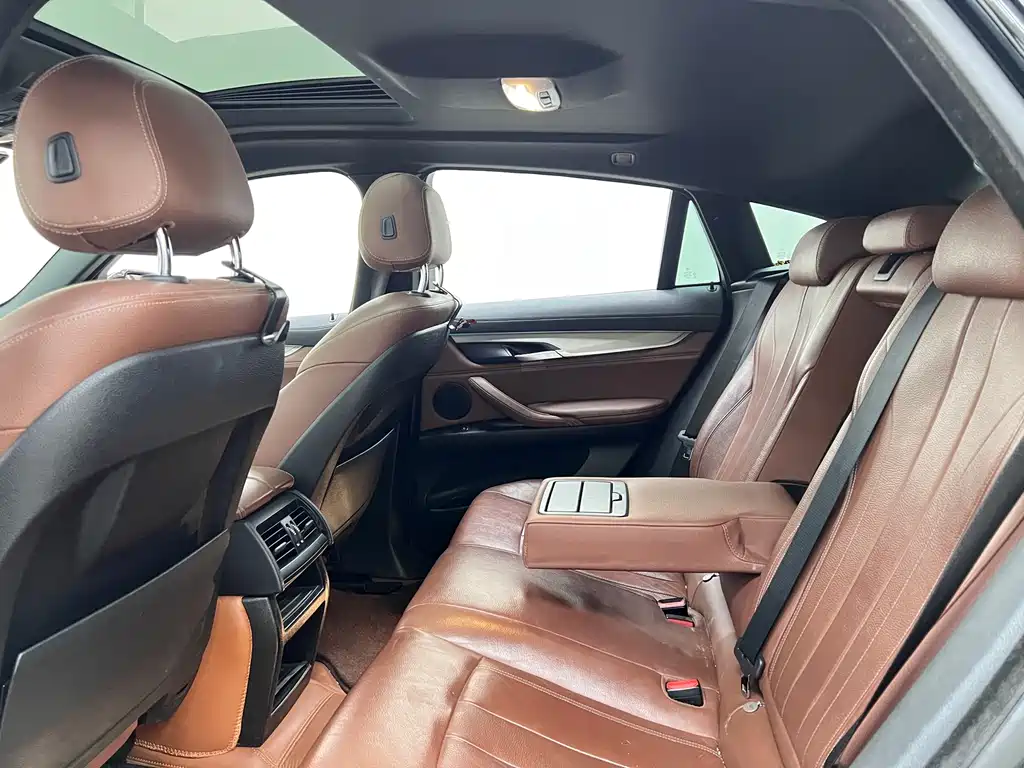 BMW X6 2019 — фото 18