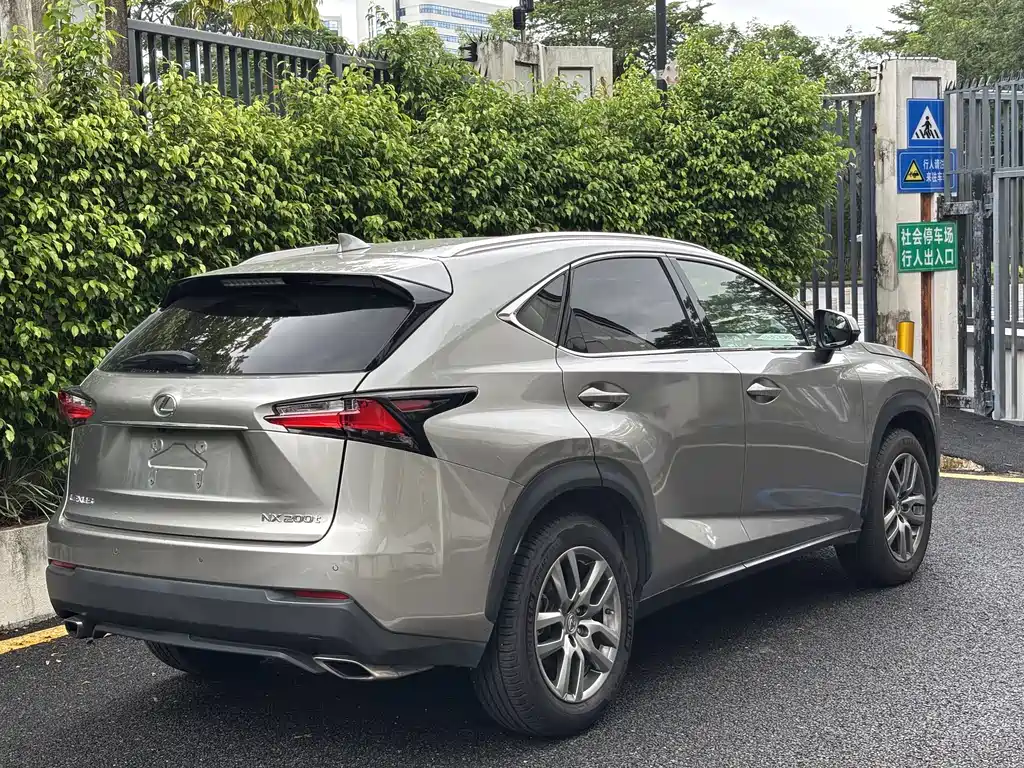 Lexus NX 2015 — фото 6
