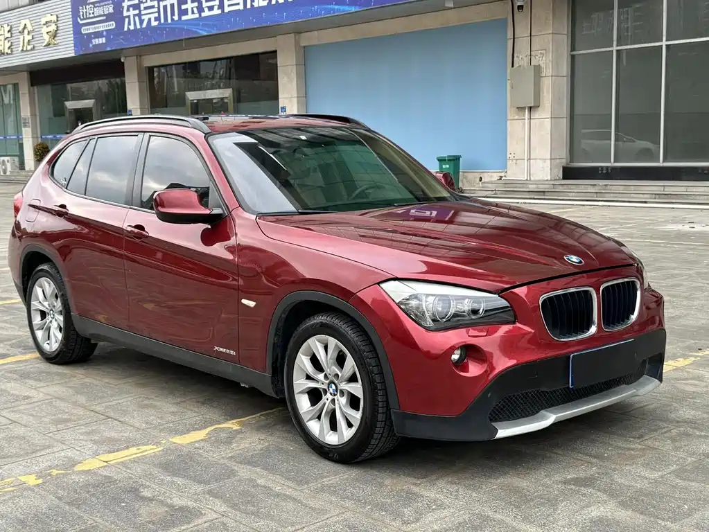 BMW X1 2011 — фото 2