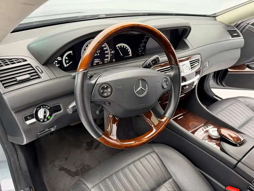 Mercedes-Benz CL-Class 2010 — фото 3