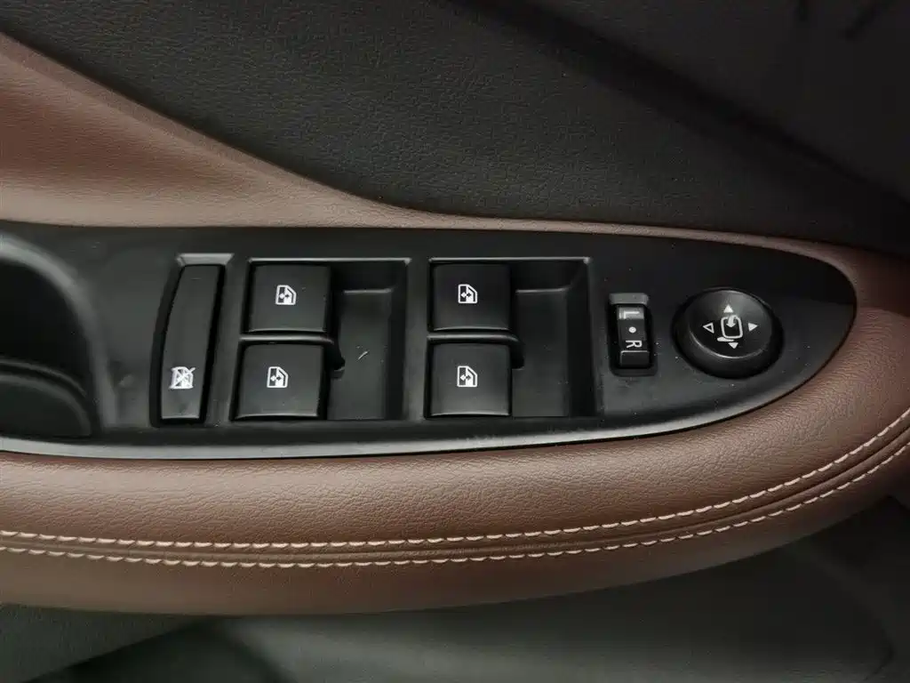Buick Envision Plus 2021 — фото 9