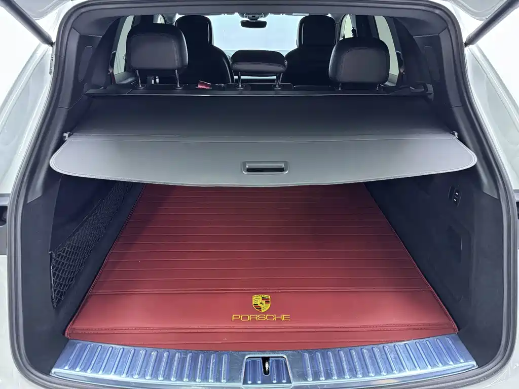 Porsche Cayenne 2024 — фото 16