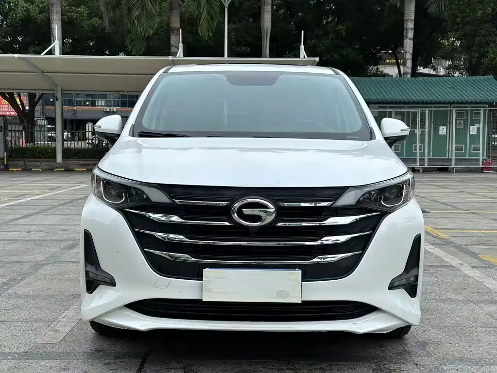 GAC Motor Trumpchi M6 2020 — фото 2