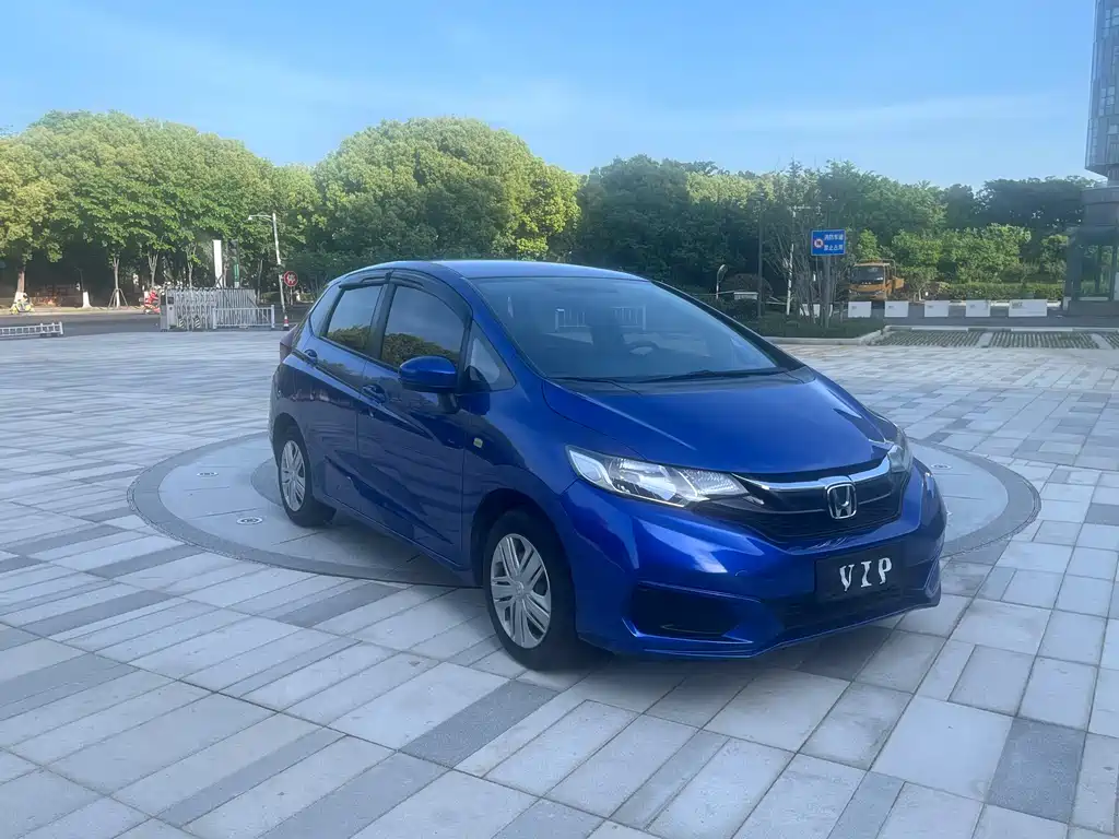Honda Fit 2018 — фото 2
