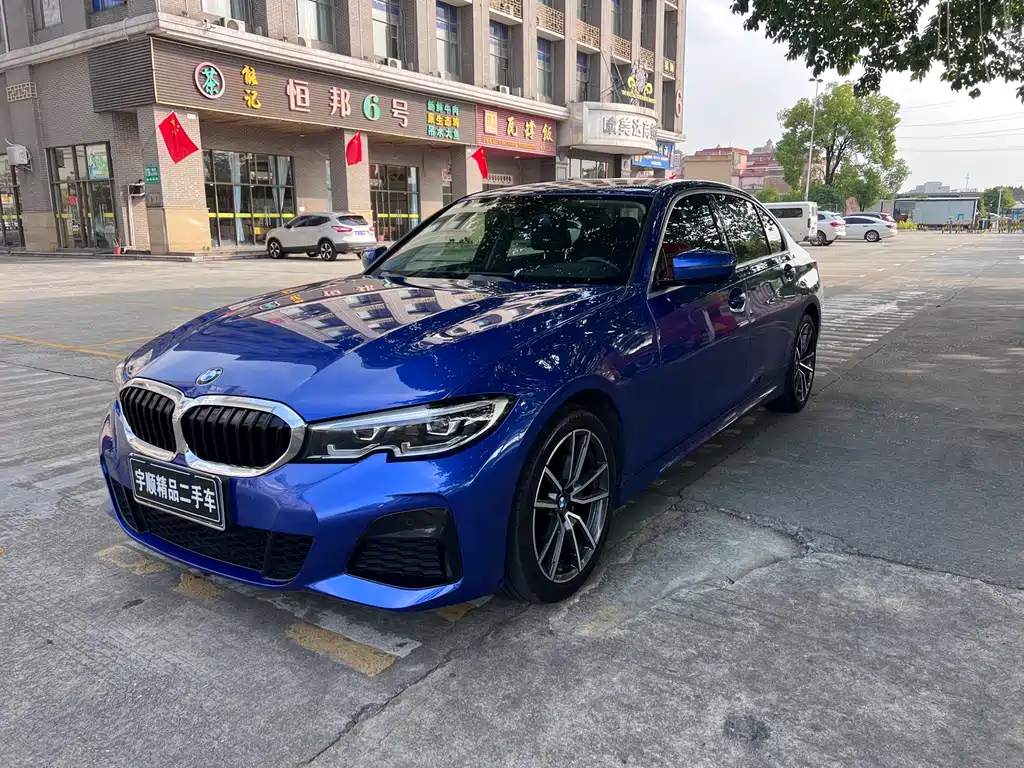 BMW 3 Series 2021 — фото 1