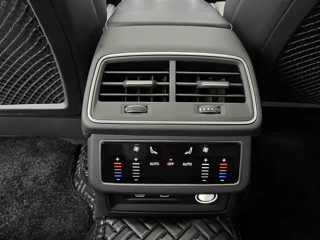 Audi A6L 2022 — фото 17