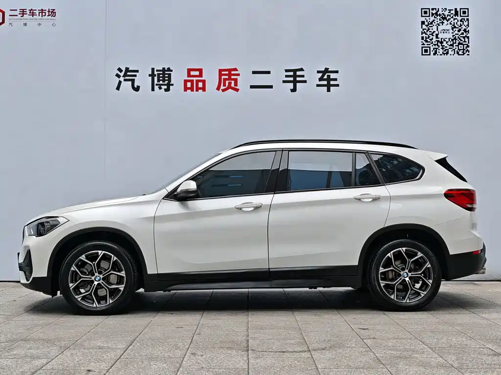 BMW X1 2022 — фото 5
