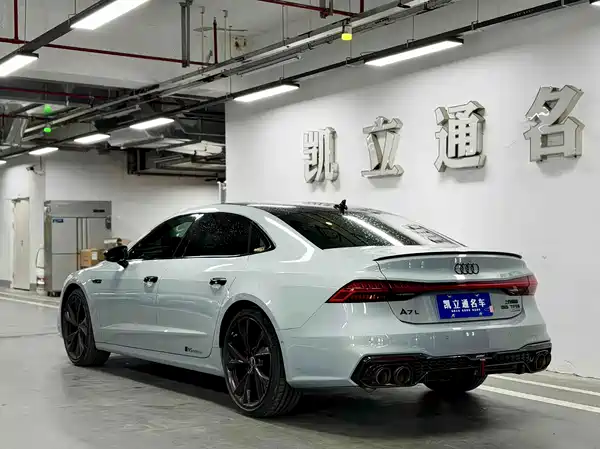Audi A7L 2024