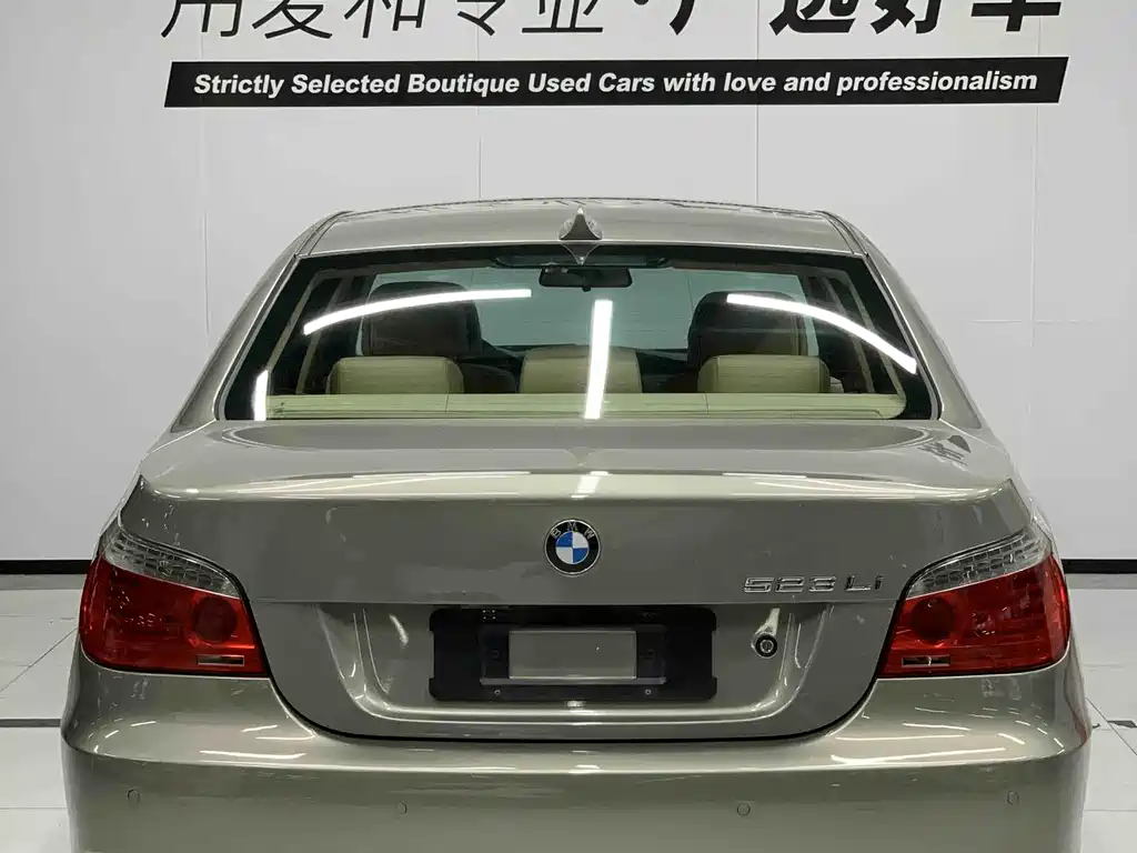 BMW 5 Series 2010 — фото 4