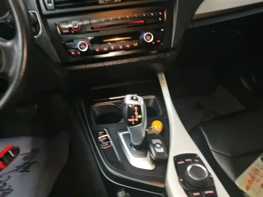 BMW 1 Series 2015 — фото 14