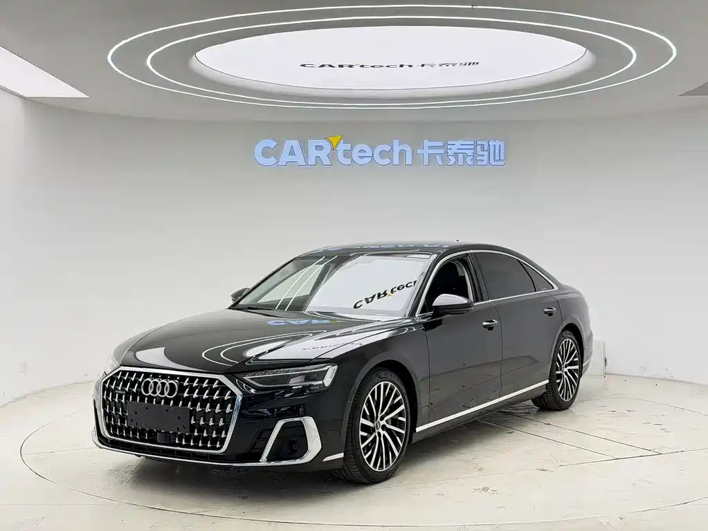 Audi A8 2023 — фото 1