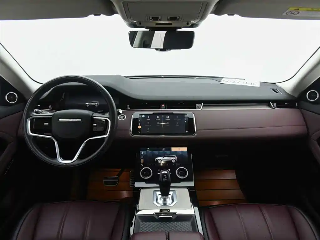 Land Rover Evoque 2023 — фото 9