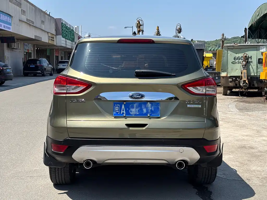 Ford Kuga 2014 — фото 8