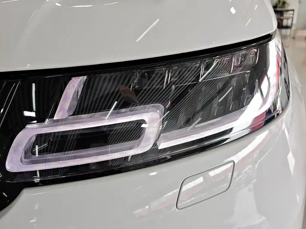 Land Rover Sport 2022 — фото 16