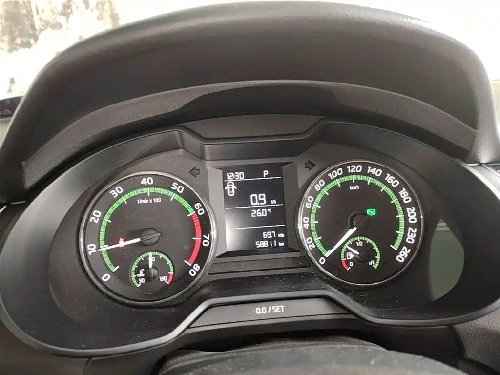 Skoda Octavia 2019 — фото 12