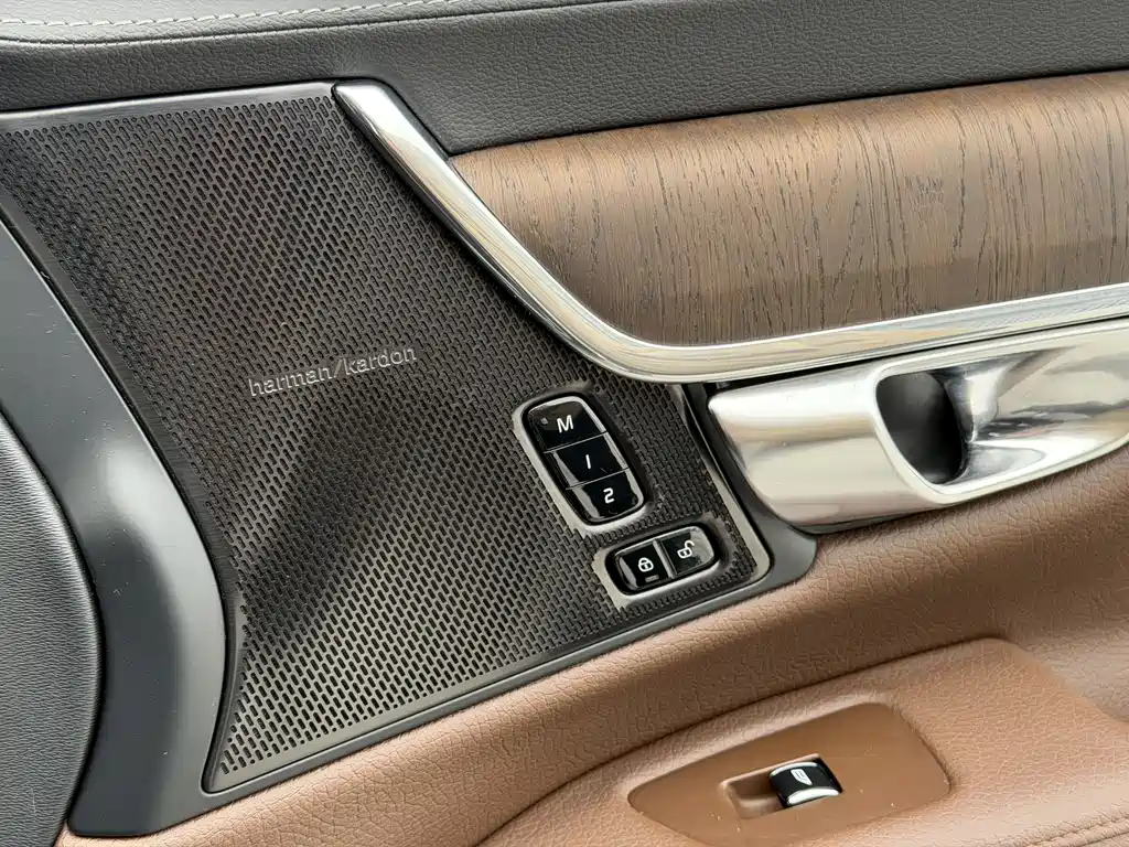 Volvo S90 2021 — фото 19