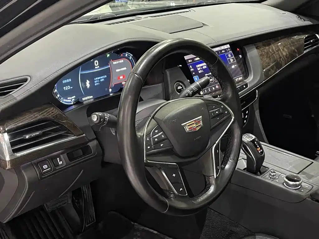 Cadillac CT6 2019 — фото 6